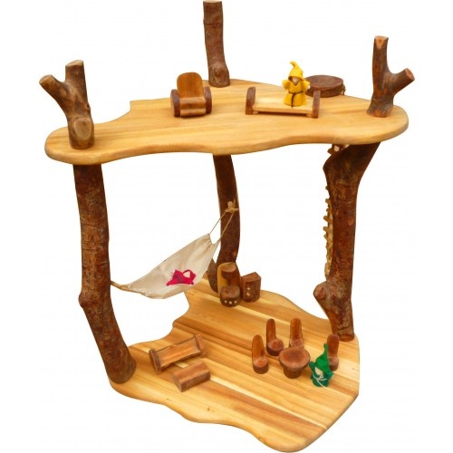 QToys Wooden Jungle Treehouse